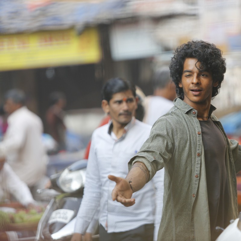 اکران مردمی فیلم آن سوی ابرها با حضور مجیدی و گلزار  | عکس