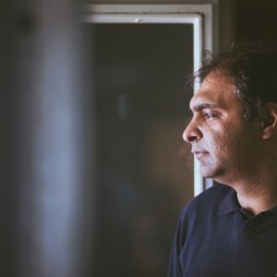 مستند کوتاه پدر بودن | دیوار | عکس