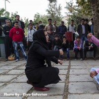 نمایش نهمین جشنواره بین المللی تیاتر خیابانی مریوان | گزارش تصویری تیوال از نمایش حس خوب رقابت غیر سالم / عکاس: سید ضیاالدین صفویان | عکس