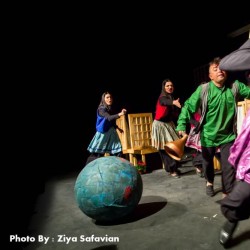 نمایش کمدی ملی (حکایت شیطنت‌ها و عاشقانه‌های زنان اندرونی) | عکس