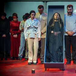 نمایش طاعون | عکس