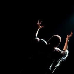 نمایش دستور پخت قرمه‌سبزی به خط بریل | عکس