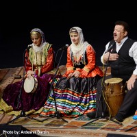 کنسرت گروه گیل و آمارد ( با آوازهای ناصر وحدتی در  بزرگ موسیقی گیلان ) | گزارش تصویری تیوال از کنسرت گیل و آمارد / عکاس: اردشیر برزین | عکس