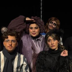 نمایش قانون گروتو | عکس