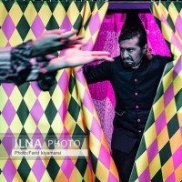 نمایش شب دوازدهم | از نگارش تا اجرای دوباره «شب دوازدهم»؛ روایت «شهاب نظام‌دوست» از مسیری ۹ ساله در تئاتر شکسپیر | عکس