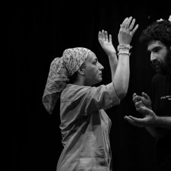 نمایش نمایش آشتی | عکس