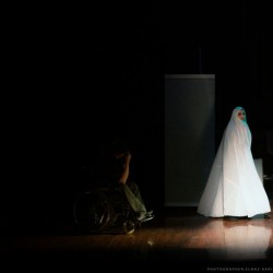 نمایش راهی به رهایی | عکس