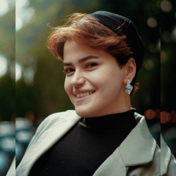عکس عسل مطهری