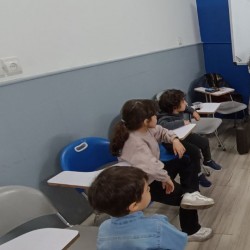 دوره آموزشی نمایش خلاق و بازیگری کودک | عکس