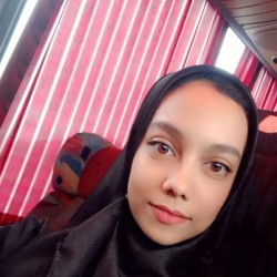 عکس نرگس کاشانی