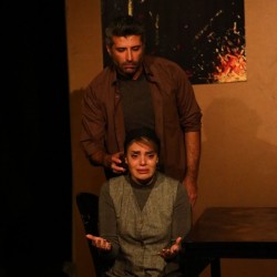 نمایش لیوان سوم | عکس