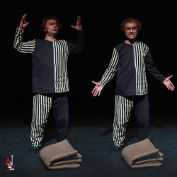 نمایش کارمای شقایق دیواری | عکس