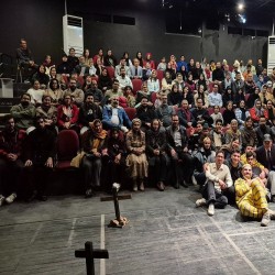 نمایش نمایش کمدی دالتون ها و ننه قمر | عکس