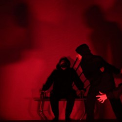 نمایش خون سلطنت | عکس