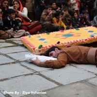 نمایش نهمین جشنواره بین المللی تیاتر خیابانی مریوان | گزارش تصویری تیوال از نمایش درخت و باد / عکاس: سید ضیاالدین صفویان | عکس