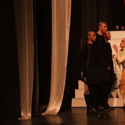 نمایش آغامحمد | عکس