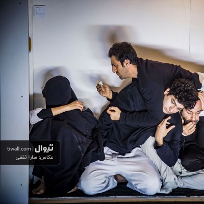 گزارش تصویری تیوال از نمایش به علت ضیق مکان / عکاس: سارا ثقفی | عکس