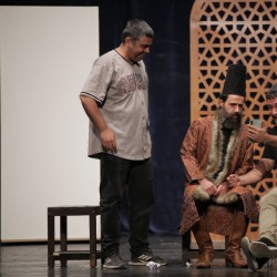 نمایش ناگهان پیت حلبی | عکس