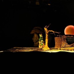 نمایش آن شب مهتاب | عکس