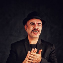 کنسرت-نمایش بیرون پشت در | عکس