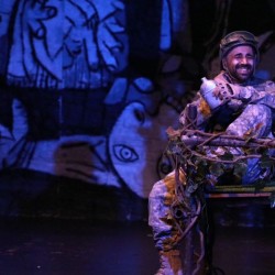 نمایش ببر سفید بنگال در باغ وحش بغداد | عکس