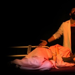 نمایش ویرگول | عکس