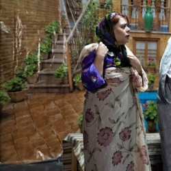 نمایش چهار دیواری | عکس