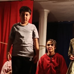 نمایش بازی برای همه | عکس