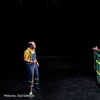 نمایش مرد برهنه و مرد فراگ پوش | گزارش تصویری تیوال از مرد برهنه و مرد فراگ پوش / عکاس: سید ضیا الدین صفویان | عکس
