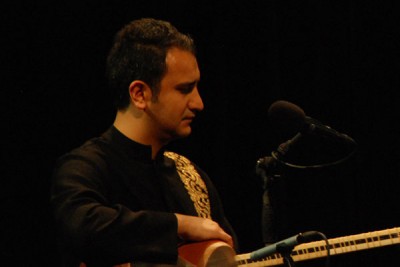 کنسرت گروه لوتوس (حمید بهروزی‌نیا، اشکان کمانگری) | «لوتوس» با خواننده جدید در نیاوران | عکس