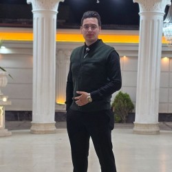 عکس معراج آزادوطن