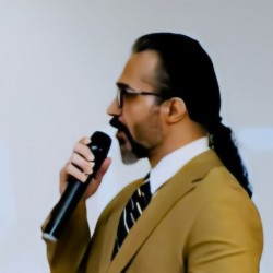 عکس بابک قهرمانی