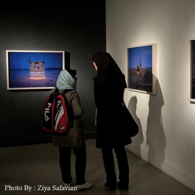 گزارش تصویری تیوال از نمایشگاه پرده دوم اتفاق / عکاس: سید ضیا الدین صفویان | عکس