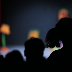 نمایش همه چی وردار | عکس