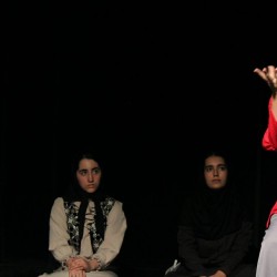 نمایش تک گویی‌های زنانه بر اساس حروف الفبا | عکس