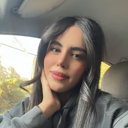 عکس عاطفه سلیمیان