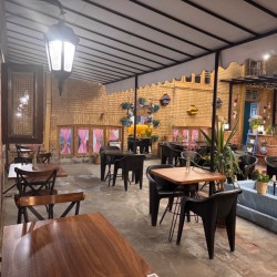 عکس عمارت خط سوم