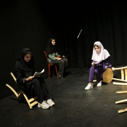 نمایشنامه‌خوانی کارآگاهان مدرسه | عکس