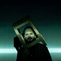 نمایش نزیسته | عکس