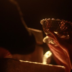 نمایش وحوش مطیع | عکس