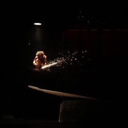 نمایش کالیگولا | عکس