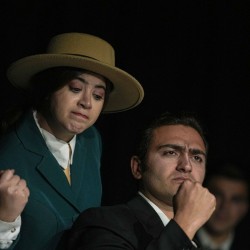 نمایش فقط رئیس جمهور متوجه نشود! | عکس