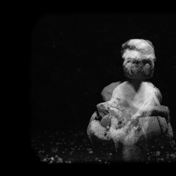 نمایش قتال وضع | دیوار | عکس