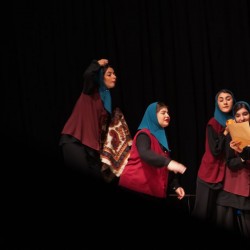 نمایش حوالی سال ۱۱۸۰ | عکس
