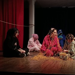 نمایش بازی برای همه | عکس