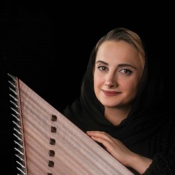 نمایش موزیکال زیبای طناز ۲ | عکس