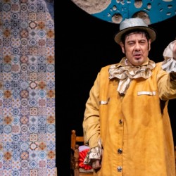 نمایش رد پای خوشبختی | عکس