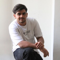 عکس بنیامین نواعتقاد