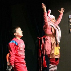 نمایش کودک و موزیکال دوستی در قلک | عکس