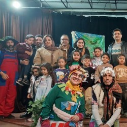 نمایش خرگوش شعبده باز | عکس